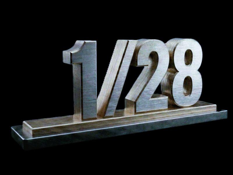 1/28 Scale